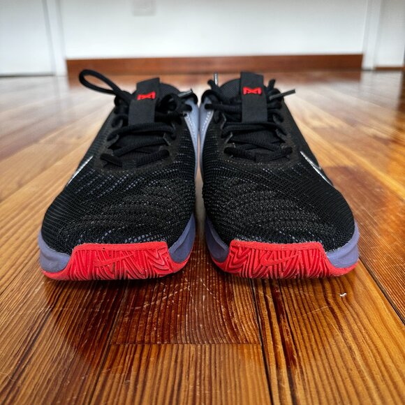 Womens Size 9 Nike Metcon 9 in black/metallic silver/purple/red - Picture 2 of 10